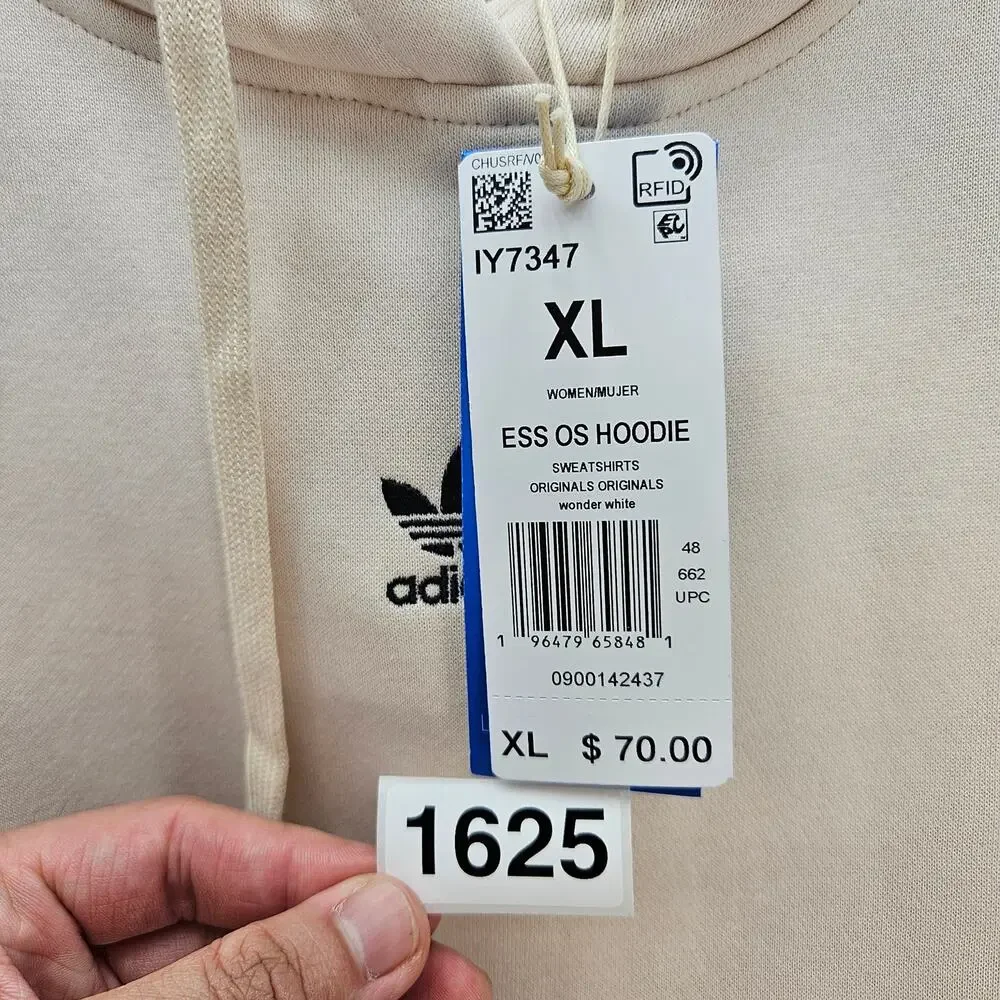 ADIDAS ORIGINALS WOMEN'S XL WONDER WHITE ESSENTIALS OVERSIZED HOODIE NWT - Picture 3 of 6